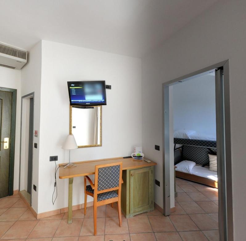 Hotel Plaza Llido Degli Estensi Habitación foto